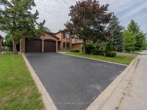 Photo 45 at 27 Houseman Crescent, North Richvale, Richmond Hill