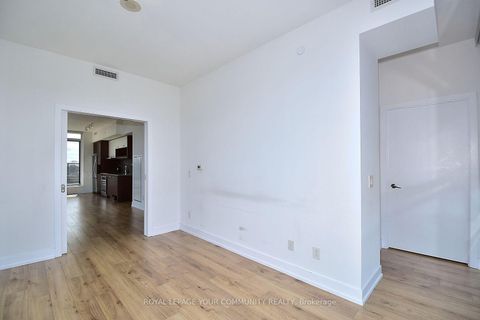 Photo 15 at 806 - 170 Chiltern Hill Road, Cedarvale, Toronto