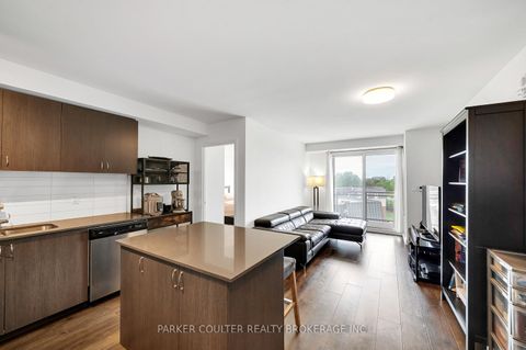 Photo 4 at 909 - 58 Lakeside Terrace, Little Lake, Barrie