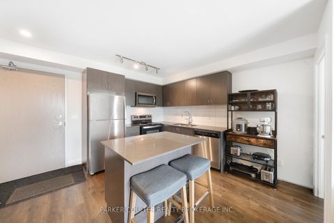 Photo 9 at 909 - 58 Lakeside Terrace, Little Lake, Barrie