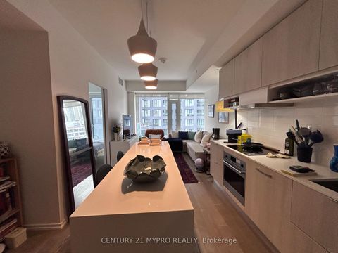 Photo 5 at 1910 - 5 Soudan Avenue, Mount Pleasant West, Toronto