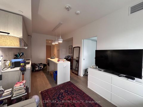 Photo 11 at 1910 - 5 Soudan Avenue, Mount Pleasant West, Toronto