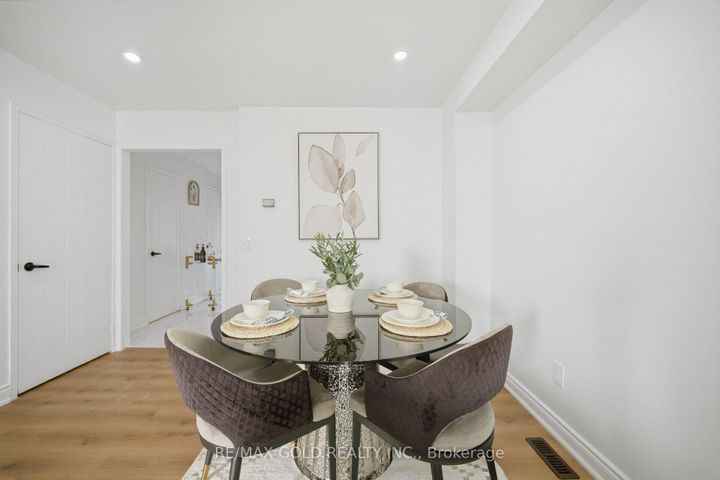 Photo 13 at 29 Fern Valley Crescent, Wellington, Brampton