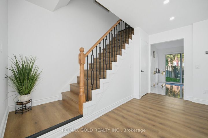 Photo 19 at 29 Fern Valley Crescent, Wellington, Brampton