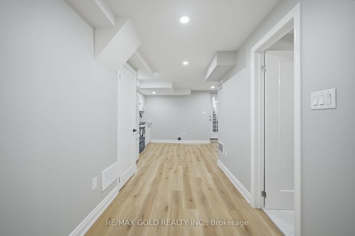 Photo 35 at 29 Fern Valley Crescent, Wellington, Brampton