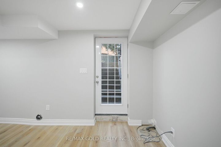 Photo 42 at 29 Fern Valley Crescent, Wellington, Brampton