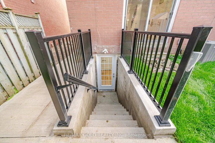 Photo 43 at 29 Fern Valley Crescent, Wellington, Brampton