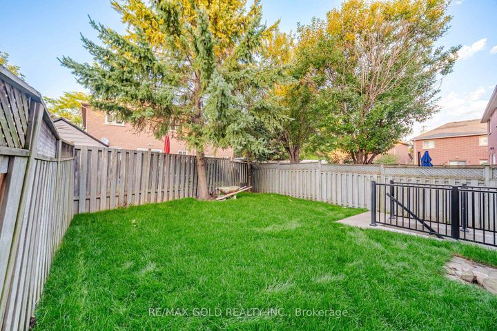 Photo 44 at 29 Fern Valley Crescent, Wellington, Brampton