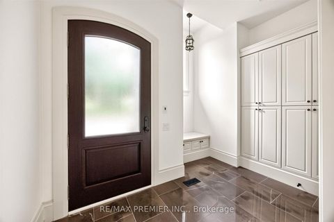 Photo 17 at 40 Golf Avenue, East Woodbridge, Vaughan