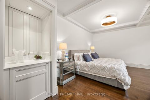 Photo 19 at 40 Golf Avenue, East Woodbridge, Vaughan
