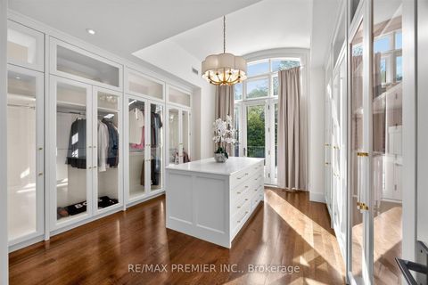 Photo 24 at 40 Golf Avenue, East Woodbridge, Vaughan