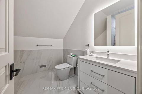 Photo 28 at 40 Golf Avenue, East Woodbridge, Vaughan