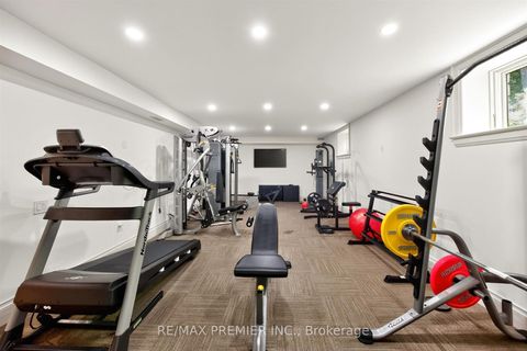Photo 42 at 40 Golf Avenue, East Woodbridge, Vaughan