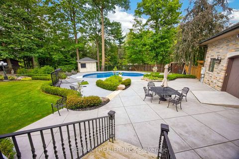 Photo 47 at 40 Golf Avenue, East Woodbridge, Vaughan