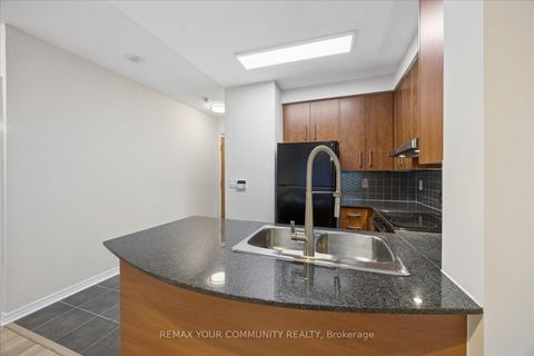 Photo 10 at 209 - 5500 Yonge Street, Willowdale West, Toronto