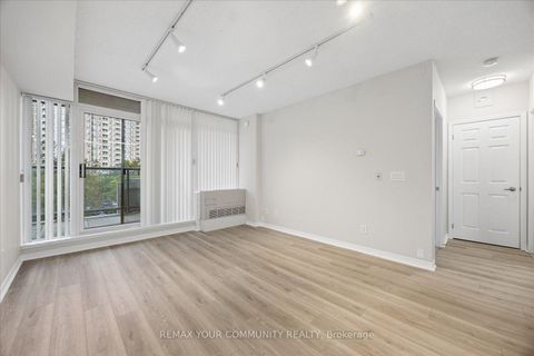 Photo 14 at 209 - 5500 Yonge Street, Willowdale West, Toronto