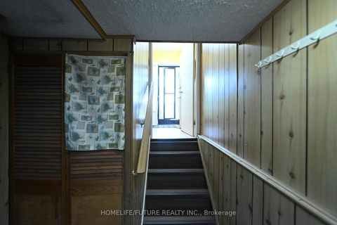 Photo 19 at 15 - 351 Military Trail, Morningside, Toronto
