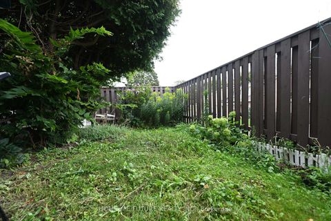Photo 23 at 15 - 351 Military Trail, Morningside, Toronto