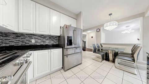Photo 8 at 70 Boom Road, Vellore Village, Vaughan