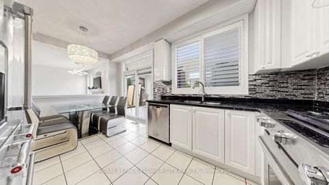 Photo 9 at 70 Boom Road, Vellore Village, Vaughan