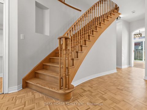 Photo 9 at 55 Redfinch Crescent, Vellore Village, Vaughan