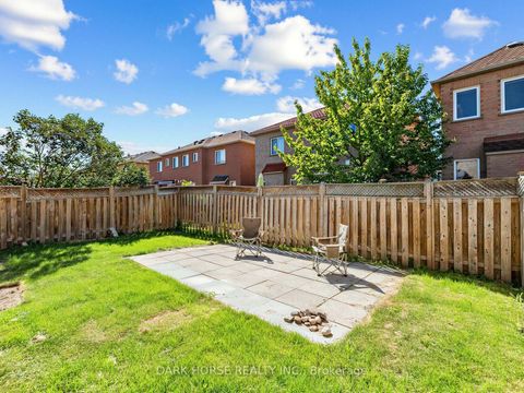 Photo 34 at 55 Redfinch Crescent, Vellore Village, Vaughan