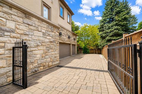 Photo 6 at 16 Fairview Avenue, South Richvale, Richmond Hill