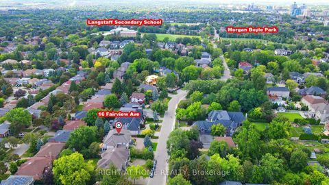 Photo 11 at 16 Fairview Avenue, South Richvale, Richmond Hill