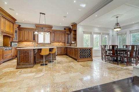 Photo 24 at 16 Fairview Avenue, South Richvale, Richmond Hill