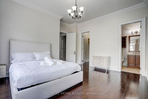 Photo 25 at 16 Fairview Avenue, South Richvale, Richmond Hill