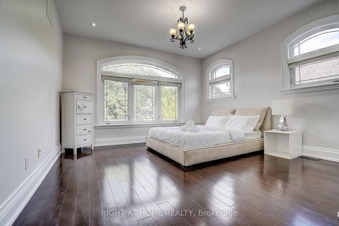 Photo 37 at 16 Fairview Avenue, South Richvale, Richmond Hill