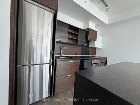 Photo 2 at 2105 - 75 St Nicholas Street, Bay Street Corridor, Toronto