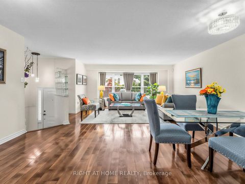 Photo 4 at 25 Tamarack Circle, The Westway, Toronto