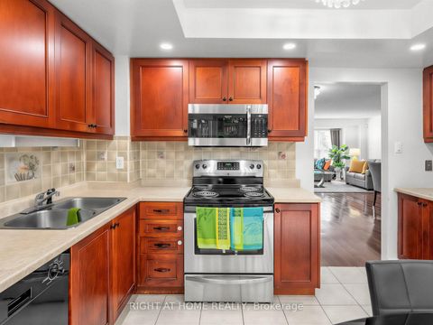 Photo 8 at 25 Tamarack Circle, The Westway, Toronto