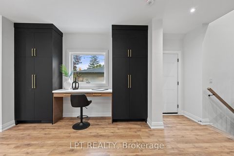 Photo 10 at 168 Berczy Street, Wellington, Barrie