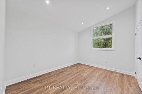 Photo 22 at 168 Berczy Street, Wellington, Barrie