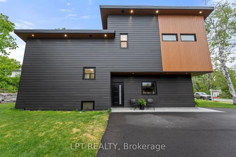 Photo 31 at 168 Berczy Street, Wellington, Barrie