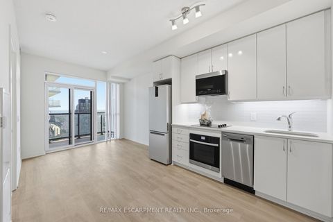 Photo 7 at 3906 - 38 Annie Craig Drive, Mimico, Toronto