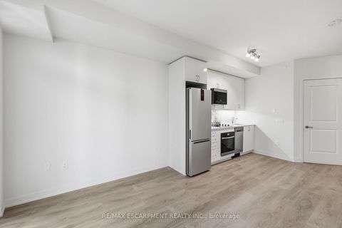 Photo 9 at 3906 - 38 Annie Craig Drive, Mimico, Toronto