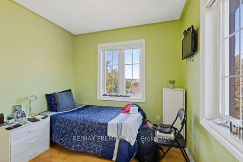 Photo 17 at 8 - 116 Rory Road, Maple Leaf, Toronto