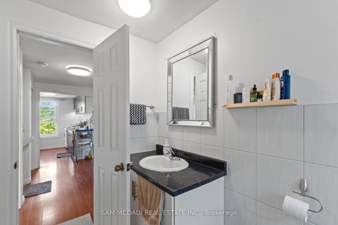Photo 16 at 19 Toffee Court, New Toronto, Toronto