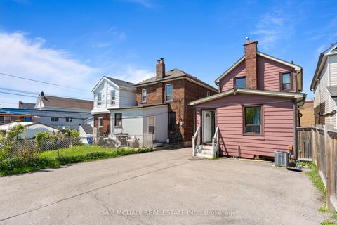 Photo 22 at 19 Toffee Court, New Toronto, Toronto