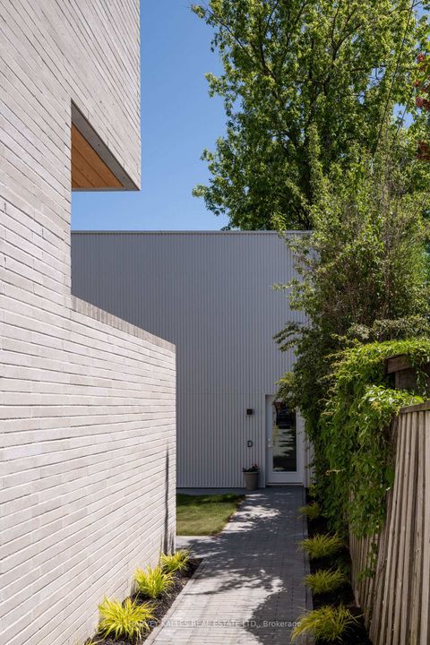 Photo 13 at D - 157 Hallam Street, Junction, Toronto