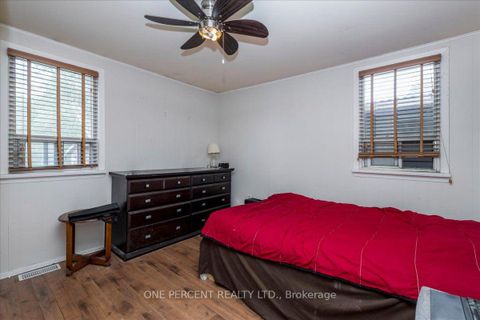 Photo 12 at 224 Foster Drive, Painswick North, Barrie