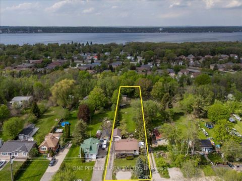 Photo 13 at 224 Foster Drive, Painswick North, Barrie