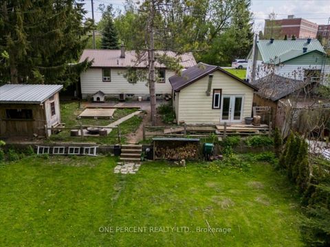 Photo 18 at 224 Foster Drive, Painswick North, Barrie