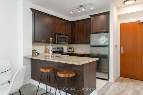 Photo 5 at 1004 - 88 Broadway Avenue, Mount Pleasant West, Toronto