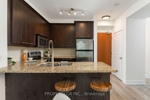 Photo 7 at 1004 - 88 Broadway Avenue, Mount Pleasant West, Toronto