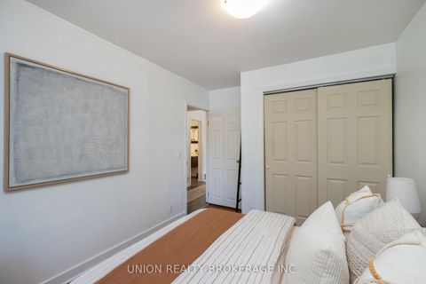 Photo 13 at 394 Coxwell Avenue, Coxwell, Toronto
