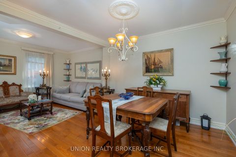 Photo 17 at 394 Coxwell Avenue, Coxwell, Toronto